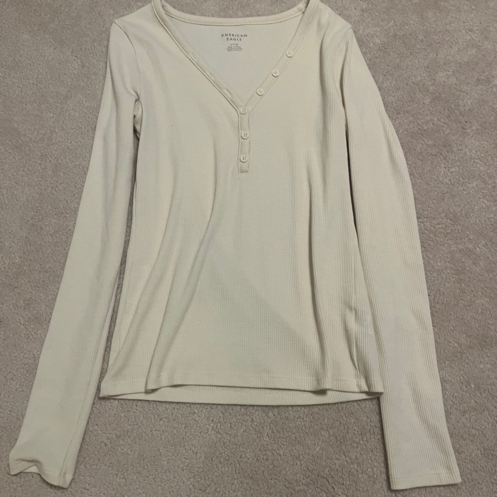 size small, american eagle white long sleeve